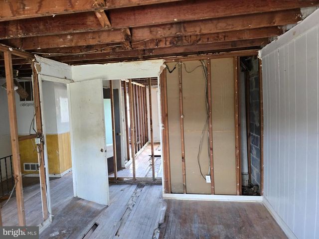 5542 WHITBY RD, Baltimore, MD 21206