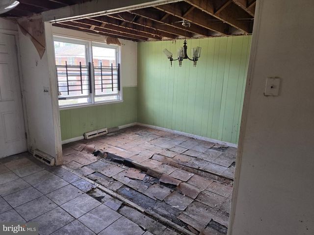 5542 WHITBY RD, Baltimore, MD 21206