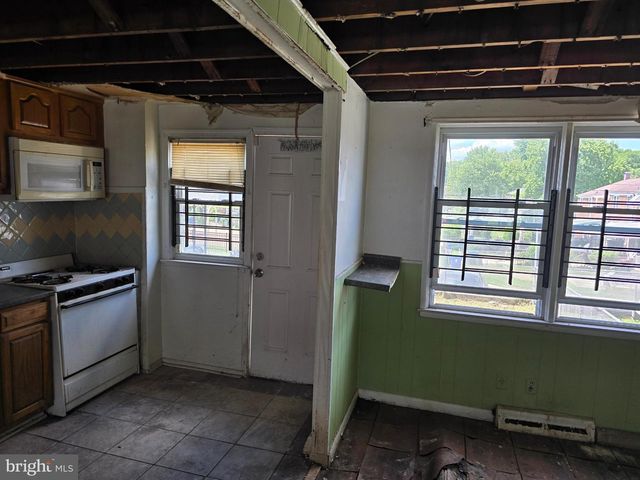 5542 WHITBY RD, Baltimore, MD 21206