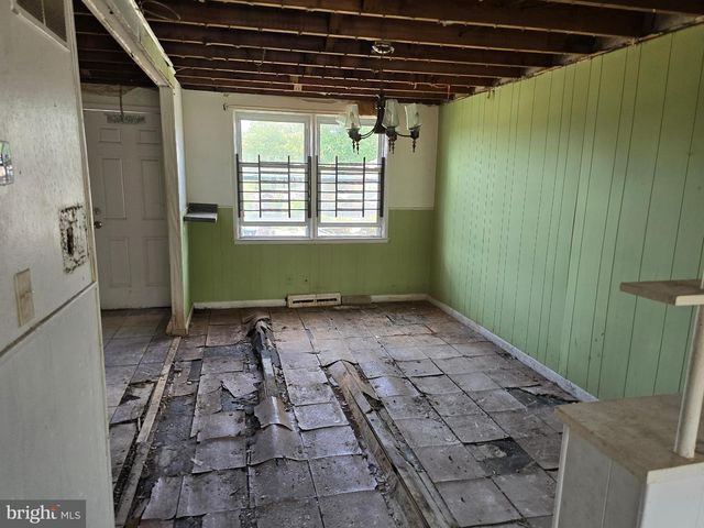5542 WHITBY RD, Baltimore, MD 21206