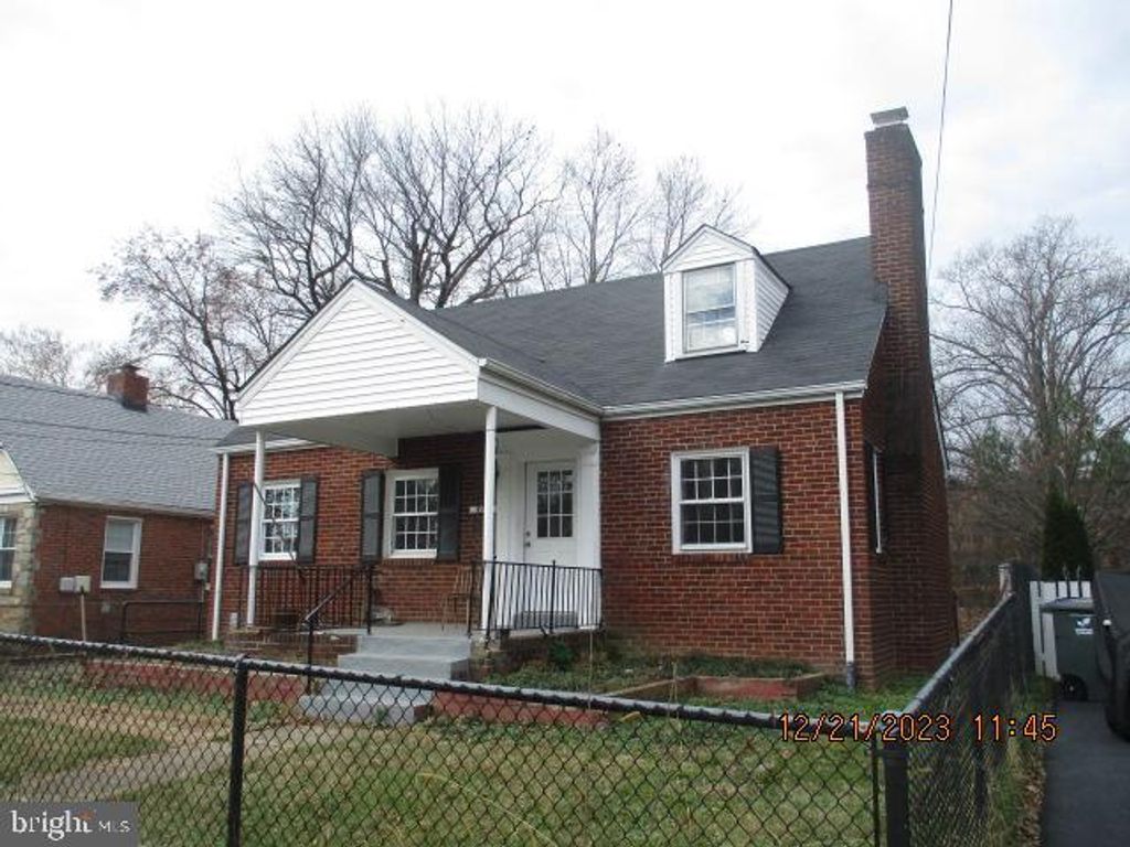 866 N ABINGDON ST N, Arlington, VA 22203