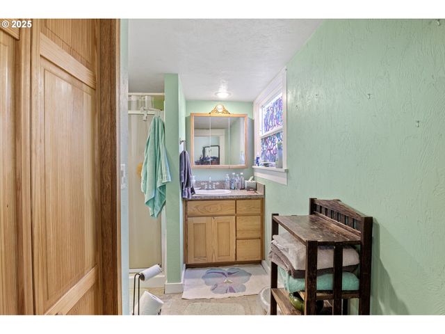 27403 STATE HIGHWAY 38, Elkton, OR 97436