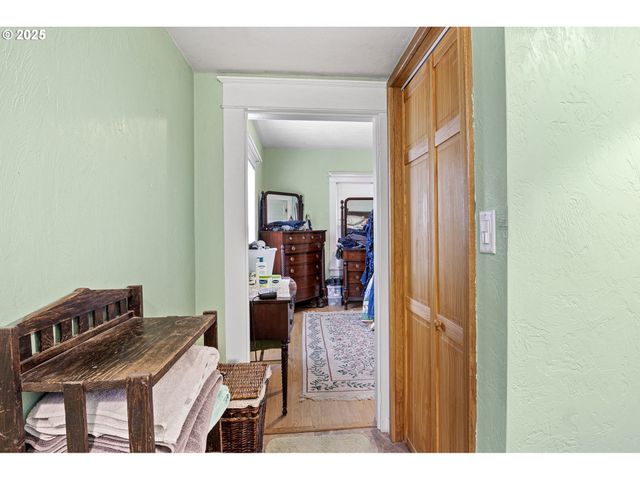 27403 STATE HIGHWAY 38, Elkton, OR 97436