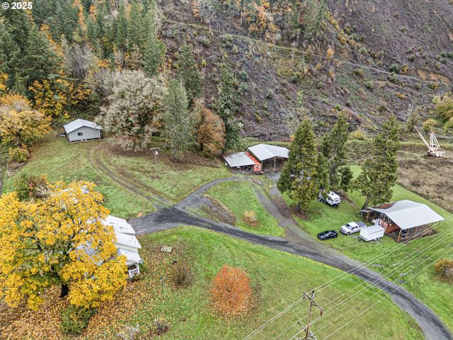 27403 STATE HIGHWAY 38, Elkton, OR 97436