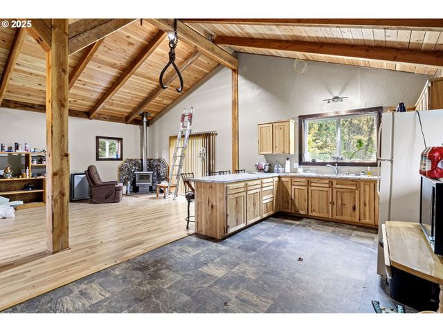 27403 STATE HIGHWAY 38, Elkton, OR 97436