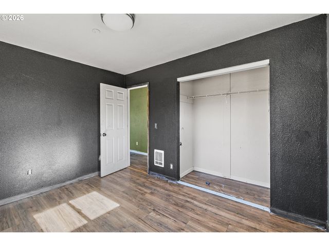 3176 FLORIDA St, Longview, WA 98632