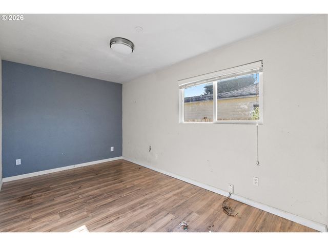 3176 FLORIDA St, Longview, WA 98632