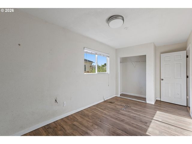 3176 FLORIDA St, Longview, WA 98632