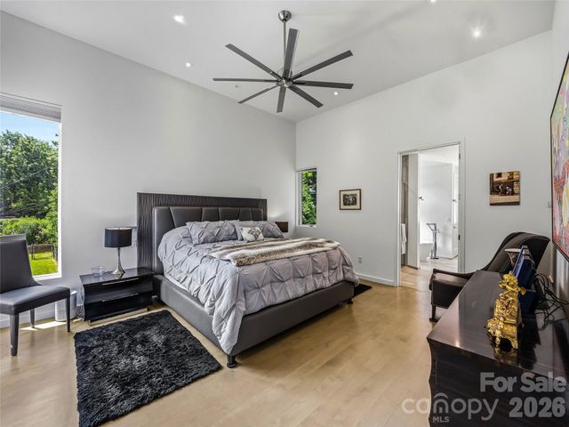 1165 Merrimon Avenue, Asheville, NC 28804