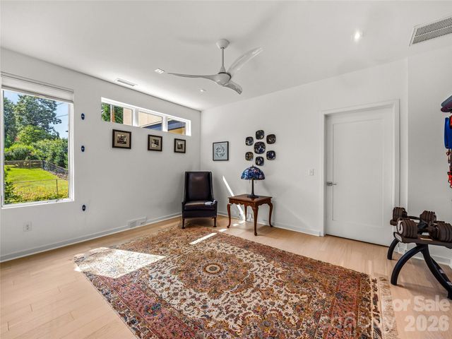 1165 Merrimon Avenue, Asheville, NC 28804