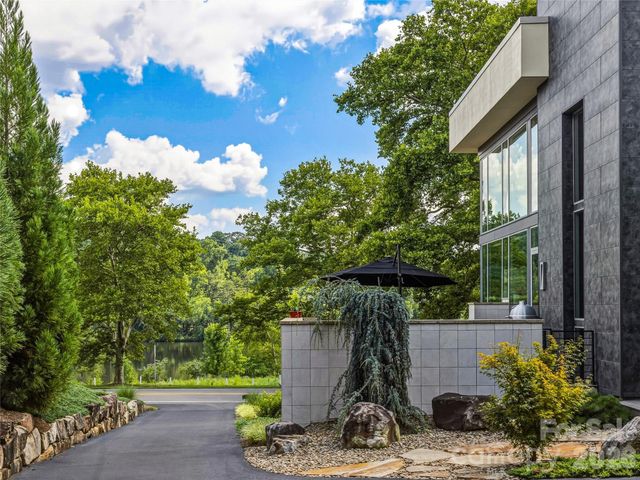 1165 Merrimon Avenue, Asheville, NC 28804