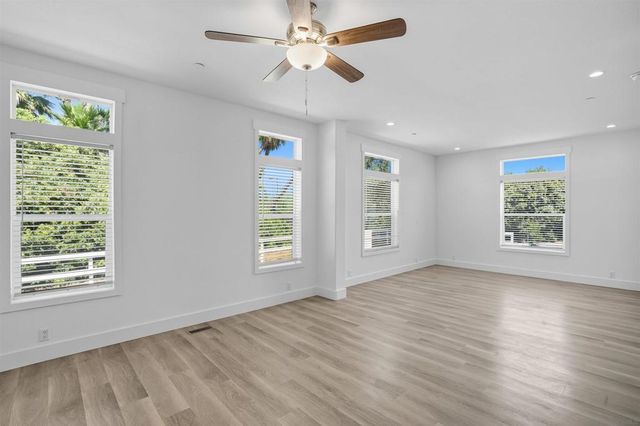 2090 94 Curtis, Vista, CA 92084