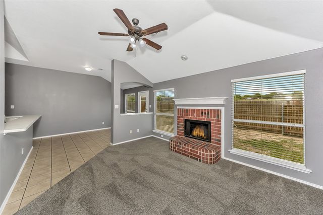 413 Windy Hill Lane, Fort Worth, TX 76108