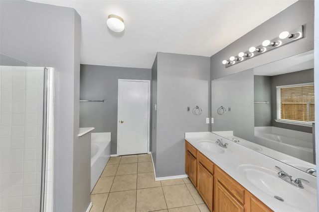 413 Windy Hill Lane, Fort Worth, TX 76108