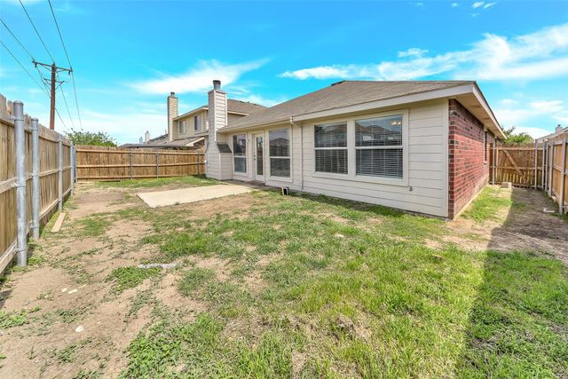 413 Windy Hill Lane, Fort Worth, TX 76108