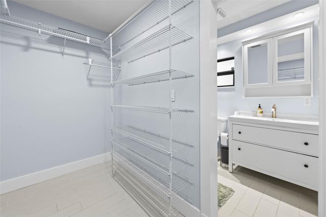 3937 Arelia Dr, Delray Beach, FL 33445