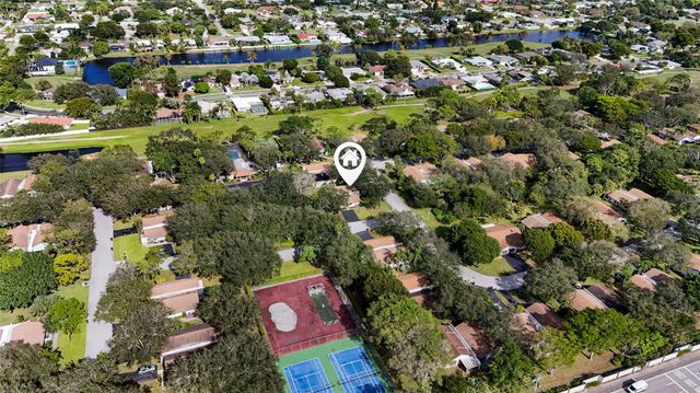 3937 Arelia Dr, Delray Beach, FL 33445