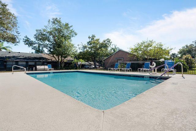 2640 KING OAK CIRCLE, St Cloud, FL 34769