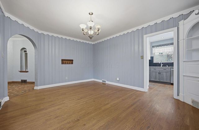 440 N Nelson Road, Columbus, OH 43219