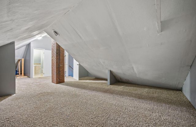 440 N Nelson Road, Columbus, OH 43219