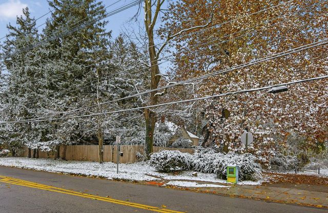 440 N Nelson Road, Columbus, OH 43219