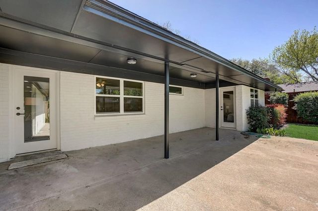 3040 Ponder Place, Dallas, TX 75229