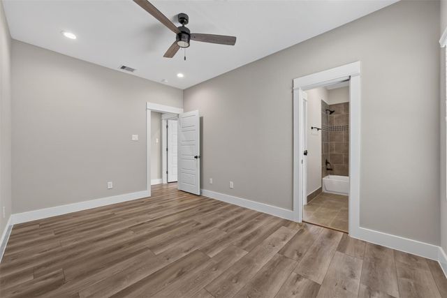 1205 W Tidwell Road, Houston, TX 77091