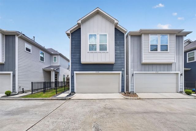 1205 W Tidwell Road, Houston, TX 77091