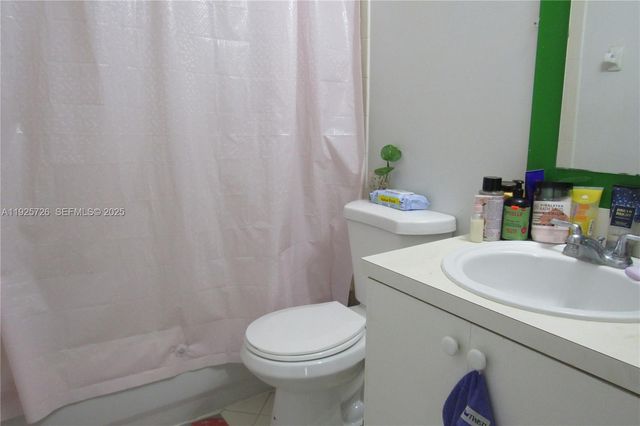 942 SW 8th Pl, Florida City, FL 33034