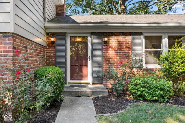 7364 Lesley Avenue, Indianapolis, IN 46250