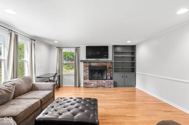 7364 Lesley Avenue, Indianapolis, IN 46250