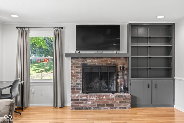 7364 Lesley Avenue, Indianapolis, IN 46250