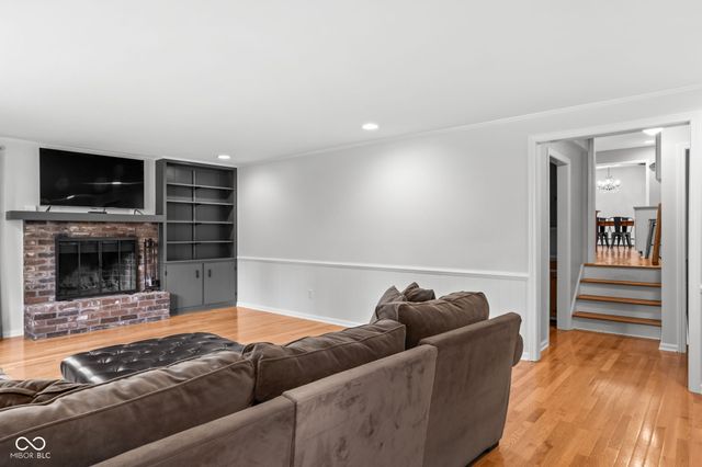 7364 Lesley Avenue, Indianapolis, IN 46250