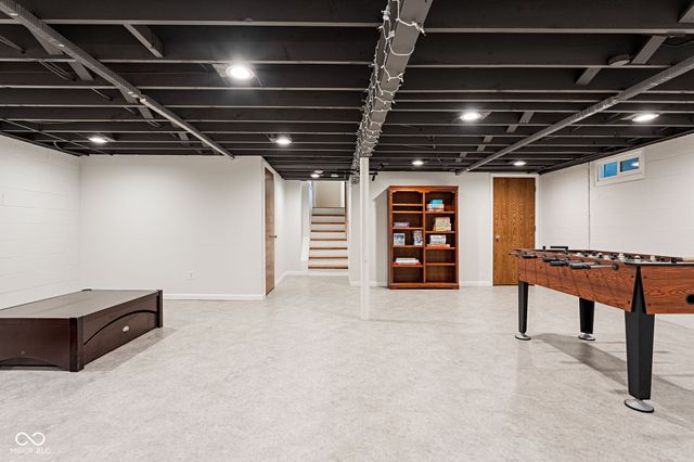 7364 Lesley Avenue, Indianapolis, IN 46250