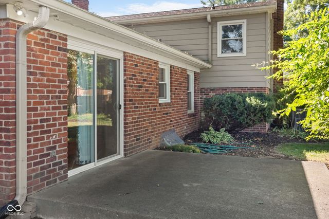 7364 Lesley Avenue, Indianapolis, IN 46250
