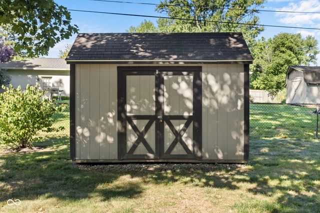 7364 Lesley Avenue, Indianapolis, IN 46250