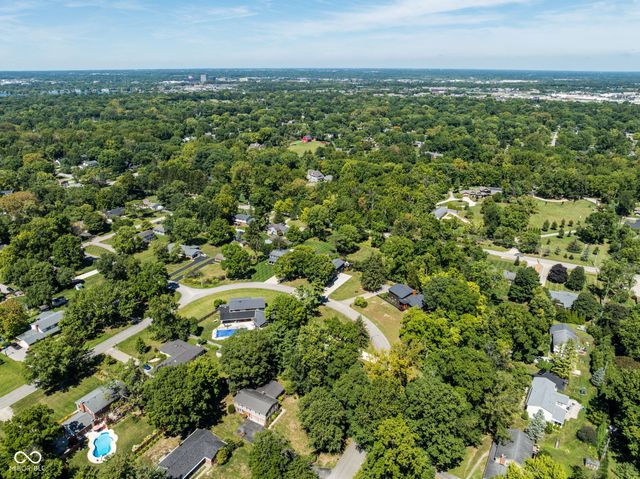 7364 Lesley Avenue, Indianapolis, IN 46250