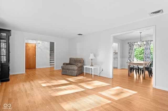 7364 Lesley Avenue, Indianapolis, IN 46250