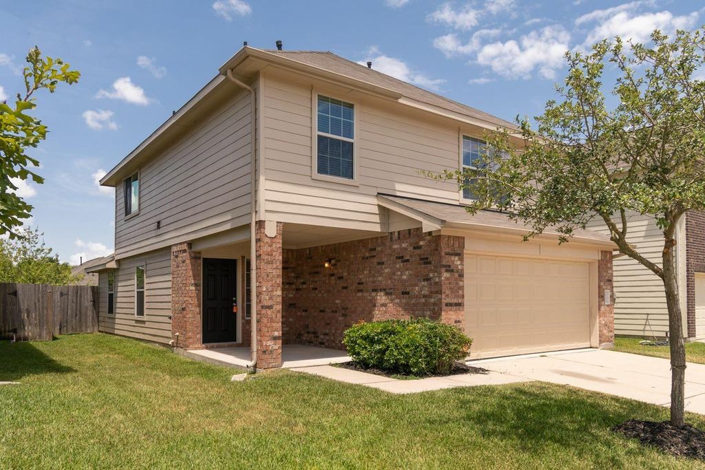 14438 Acuna Lane, Houston, TX 77045