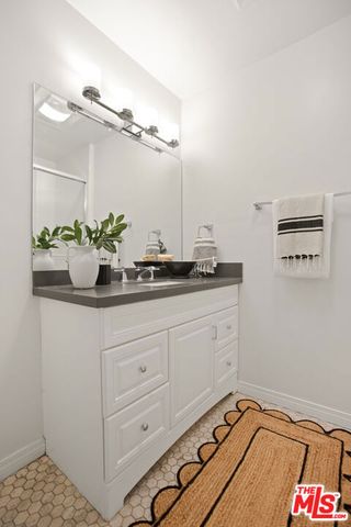 1351 N Crescent Heights Boulevard 113, West Hollywood, CA 90046