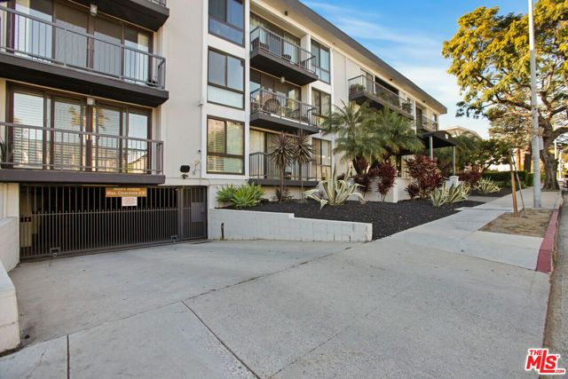 1351 N Crescent Heights Boulevard 113, West Hollywood, CA 90046