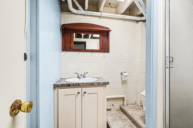 1910 33rd Street, Bay City, MI 48708