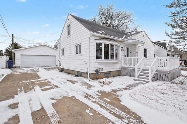 1910 33rd Street, Bay City, MI 48708
