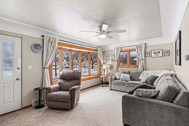 1910 33rd Street, Bay City, MI 48708