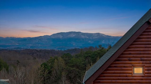 669 Stockton Drive, Sevierville, TN 37876