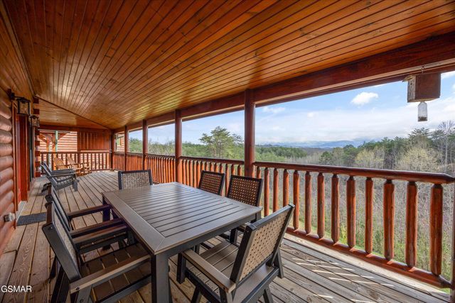 669 Stockton Drive, Sevierville, TN 37876