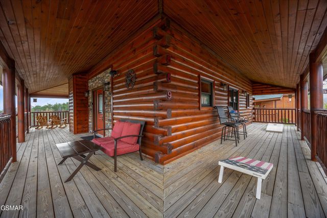 669 Stockton Drive, Sevierville, TN 37876