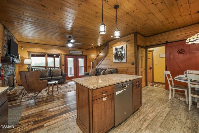 669 Stockton Drive, Sevierville, TN 37876