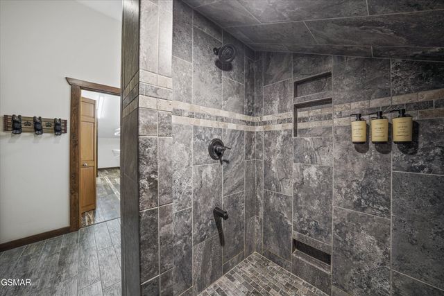 669 Stockton Drive, Sevierville, TN 37876