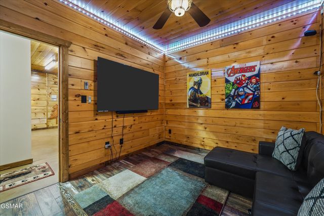 669 Stockton Drive, Sevierville, TN 37876